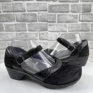 Dansko Sally Women's Size 39 -8.5/9 US Black Suede Leather Mary Jane Clogs